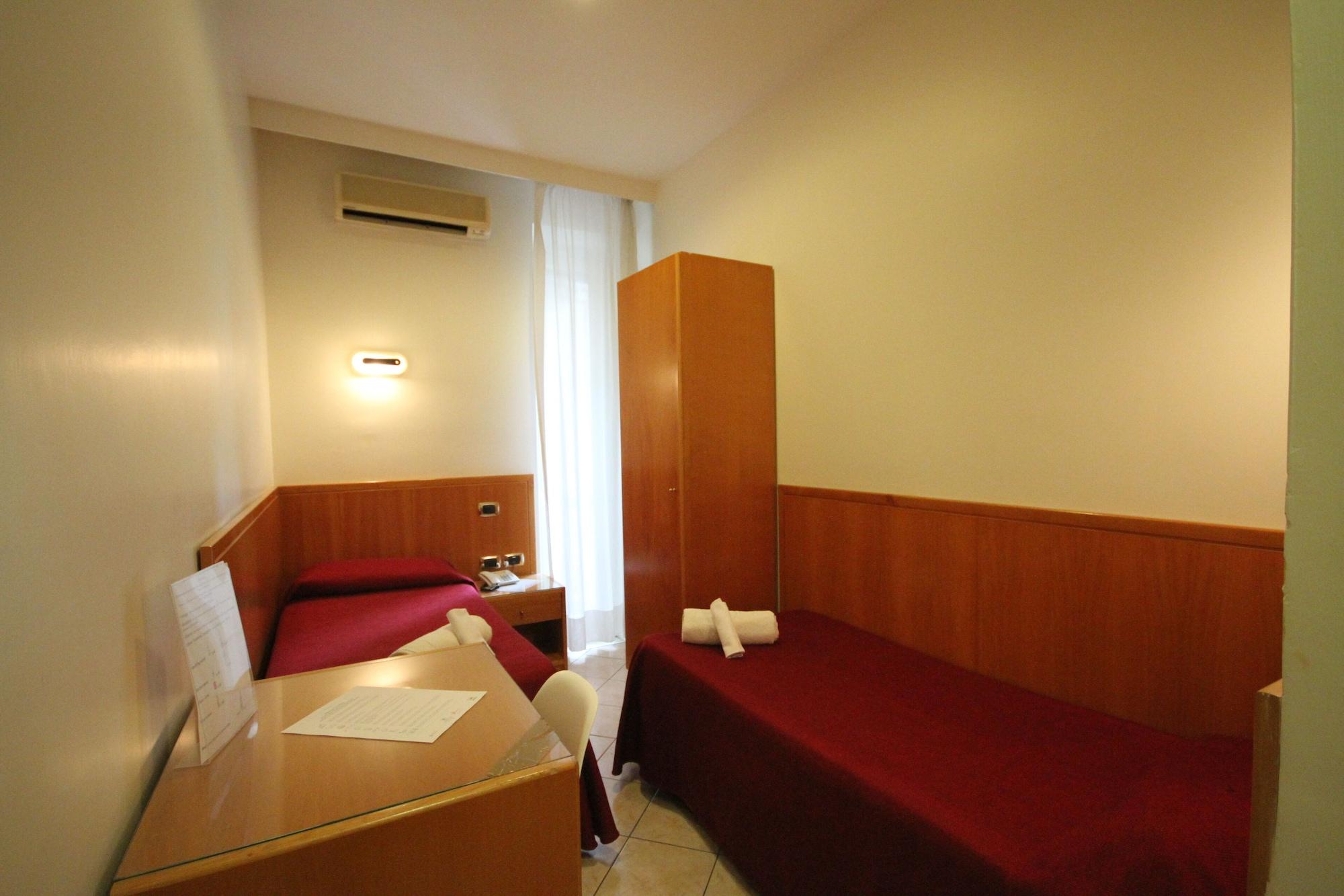 Hotel Zara Napoli Esterno foto