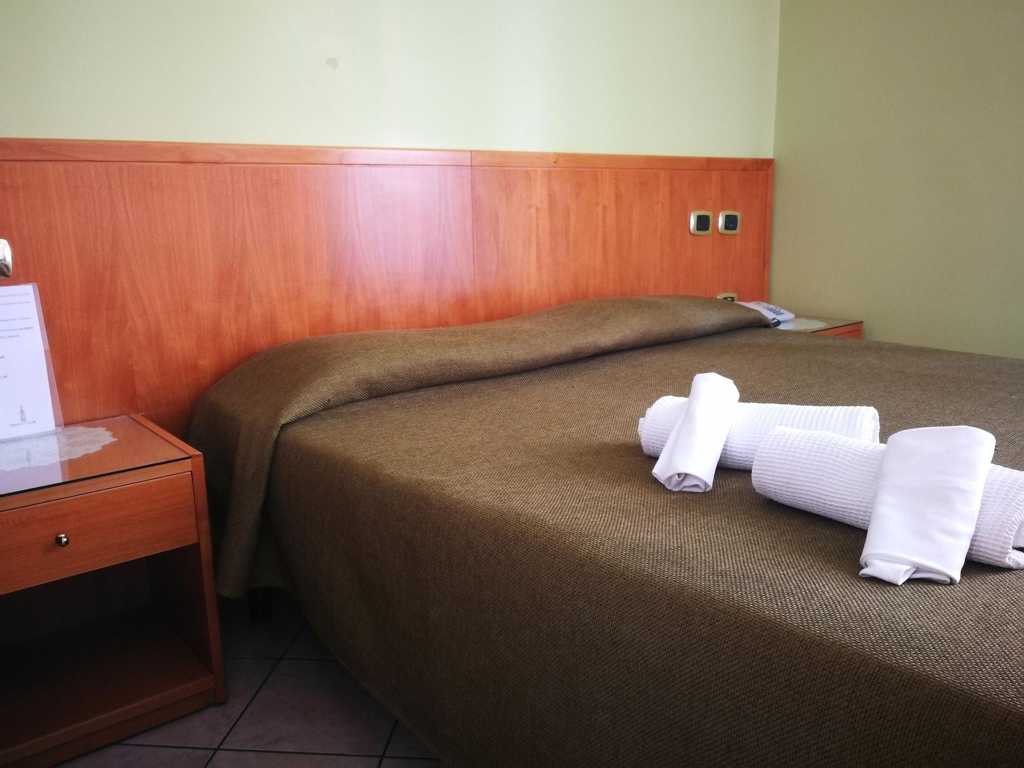 Hotel Zara Napoli Esterno foto