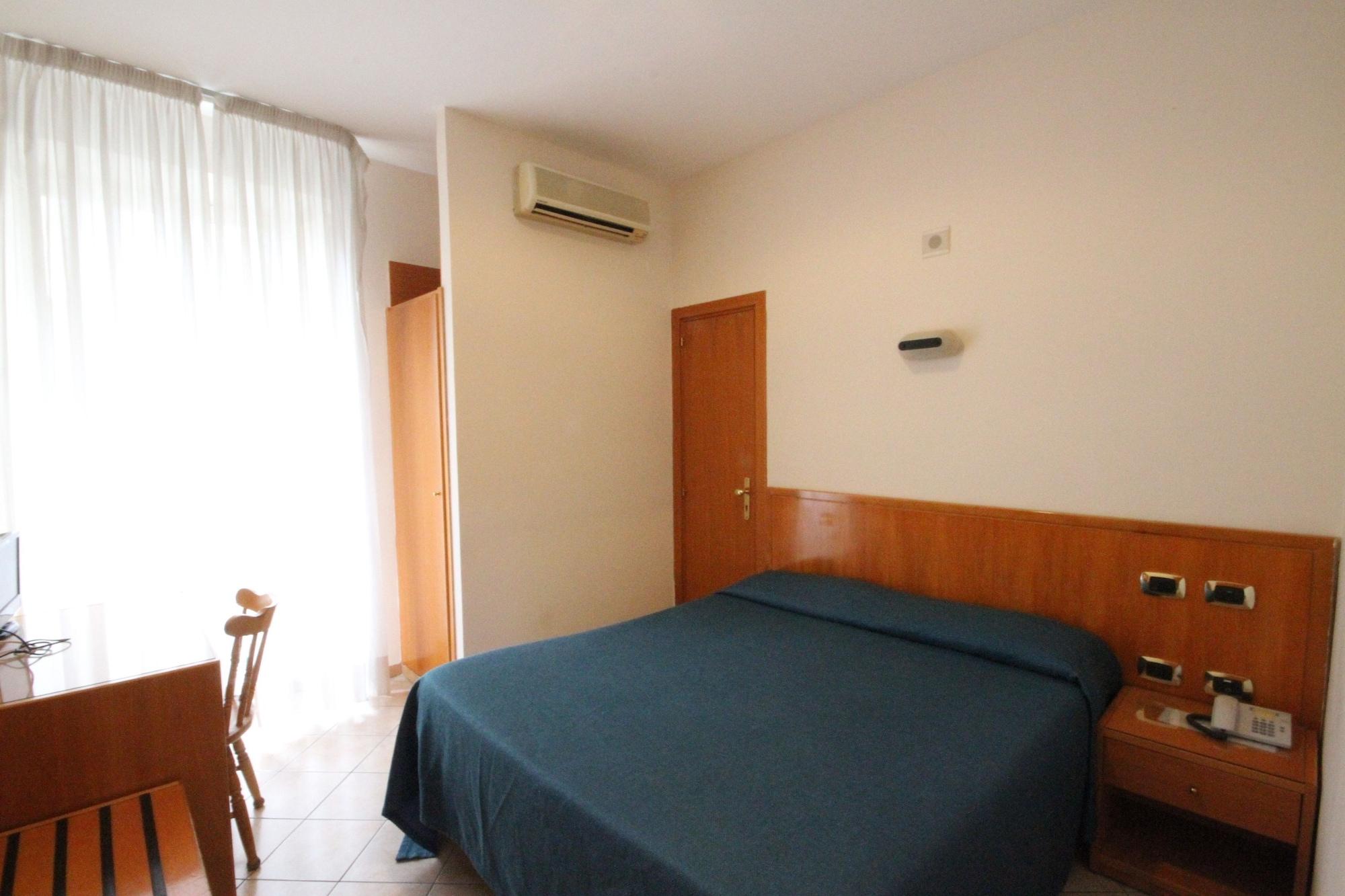 Hotel Zara Napoli Esterno foto