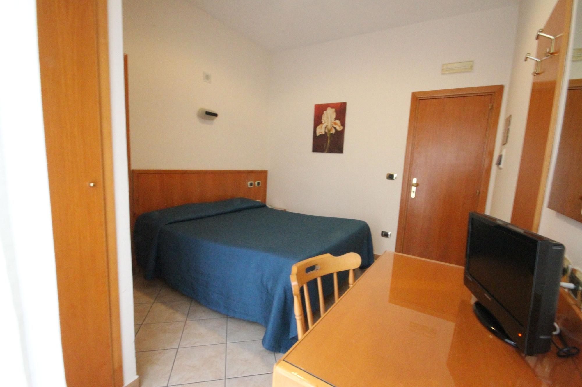Hotel Zara Napoli Esterno foto
