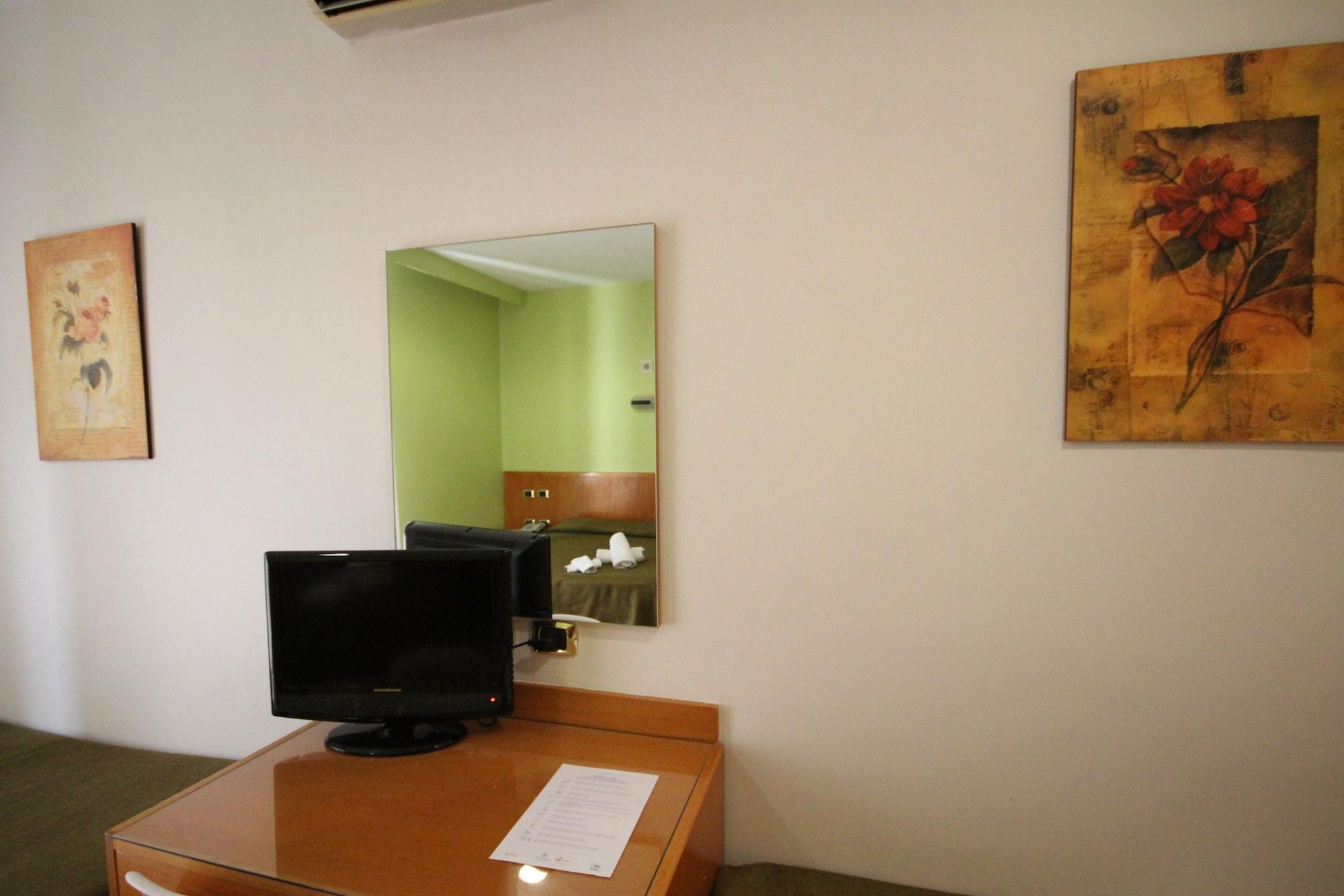 Hotel Zara Napoli Esterno foto