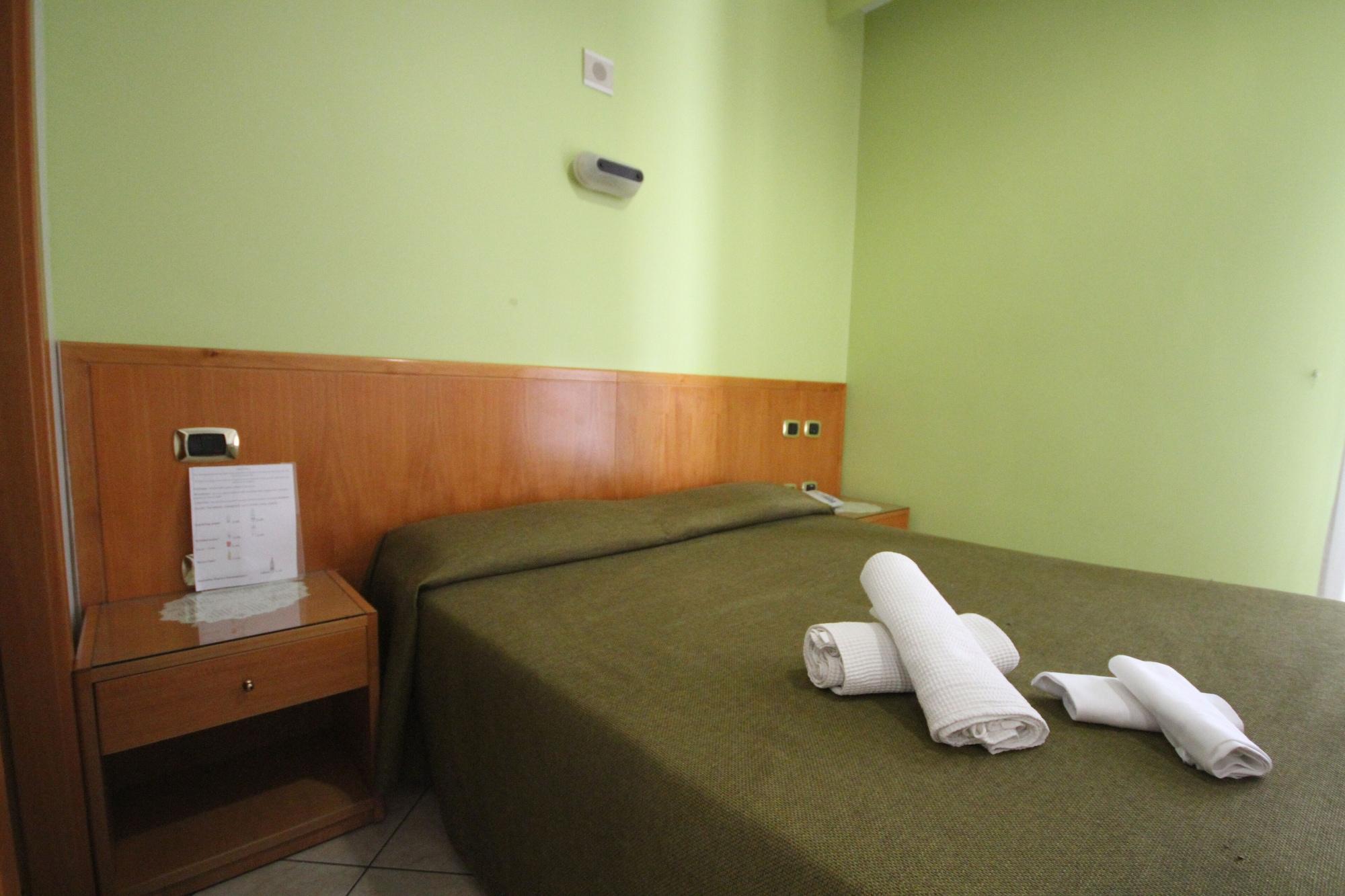 Hotel Zara Napoli Esterno foto