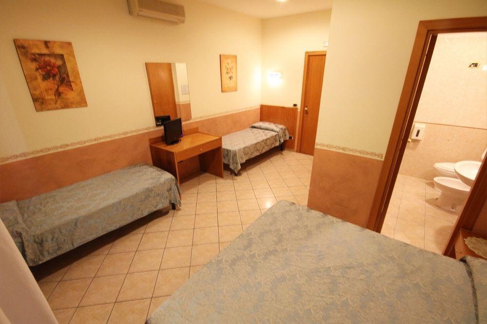 Hotel Zara Napoli Camera foto