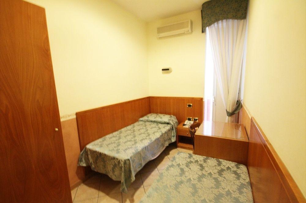 Hotel Zara Napoli Camera foto